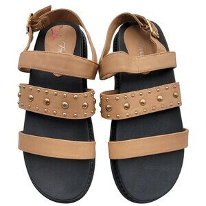 Forever Womens Sandals Sz 7.5 Tan Strappy Studded Adjustable Buckle Black Soles